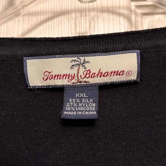 Tommy Bahama 🎉host pick 🎉Black Vneck Sweater size XXL - Picture 1 of 5